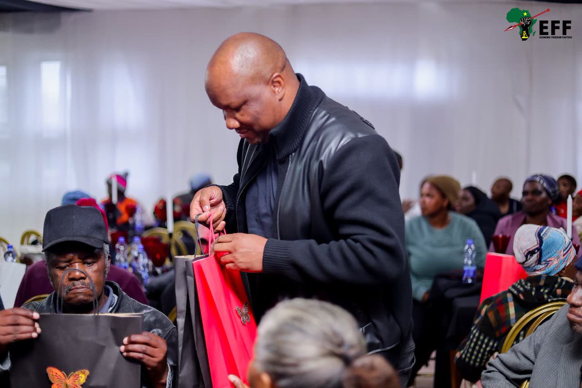EFFSouthAfrica's tweet photo. President @Julius_S_Malema and SG @DlaminiMarshall handing over goodies to the elderly at Ekuphumleni Old Age Home today. 

The leadership went to have lunch with the elderly, after the EC Provincial Manifesto Rally in Gqeberha. #VoteEFF2026 https://t.co/7576dsYAfM