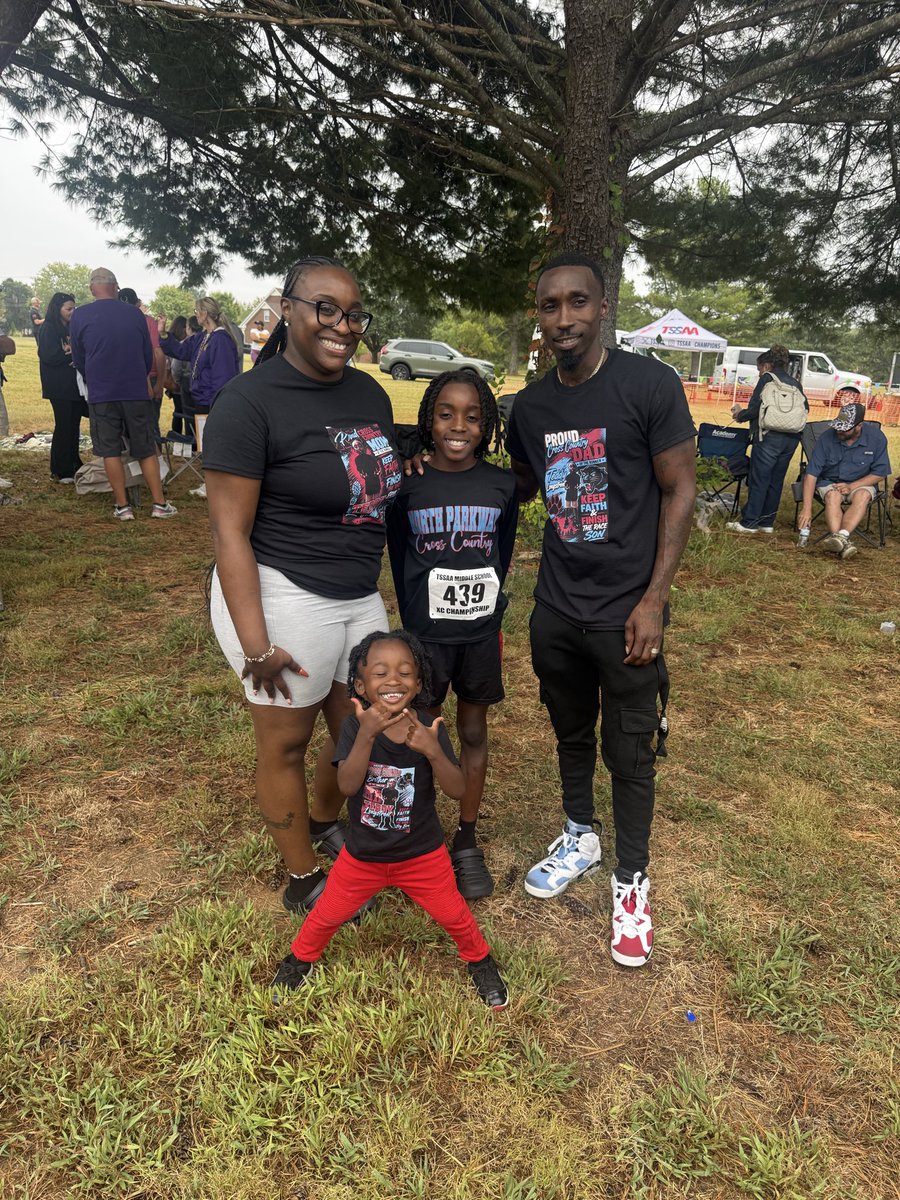 ChontelBri30557's tweet photo. Today was a SUCCESSFUL day in Clarksville at the TSSAA Middle School  State Cross Country Championship. Our ‘Teddy’ didn’t place but did an exceptional job defending our den by getting us to the highest level as a sixth grader.  Imagine what he’ll do next year! https://t.co/OFor0WcYhl