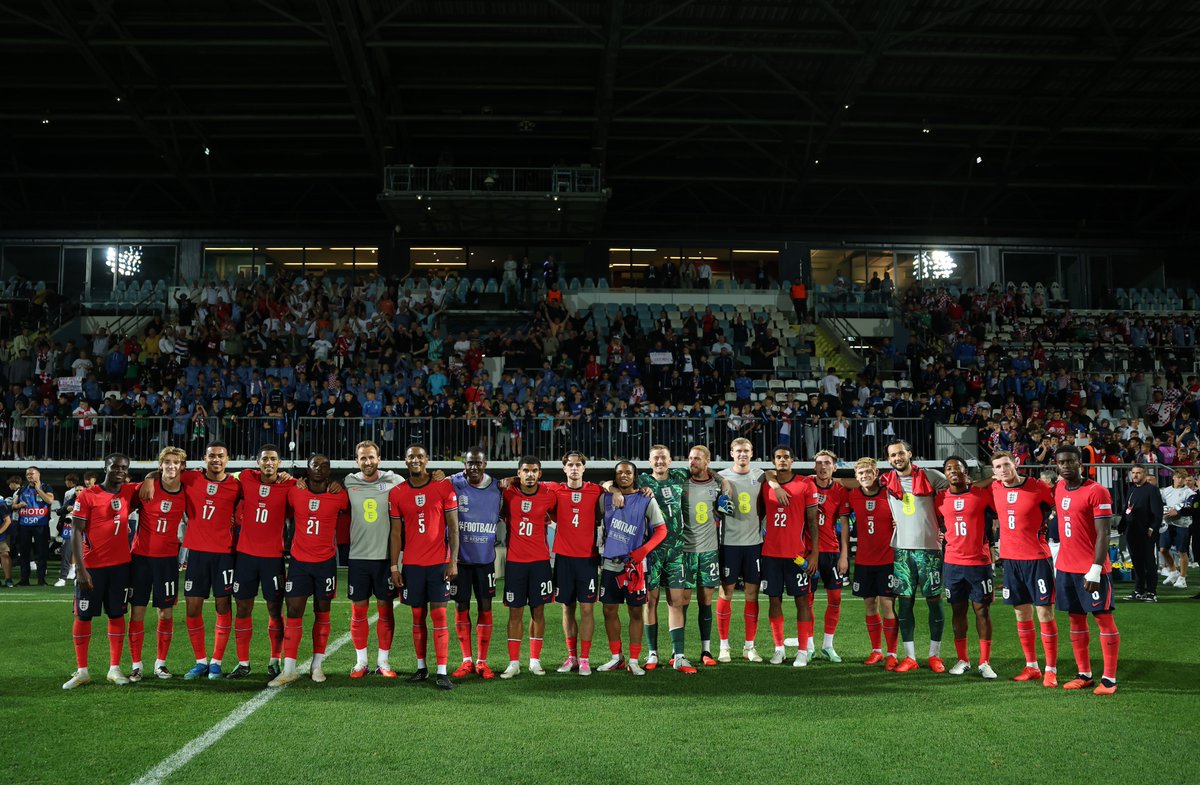 England tweet picture