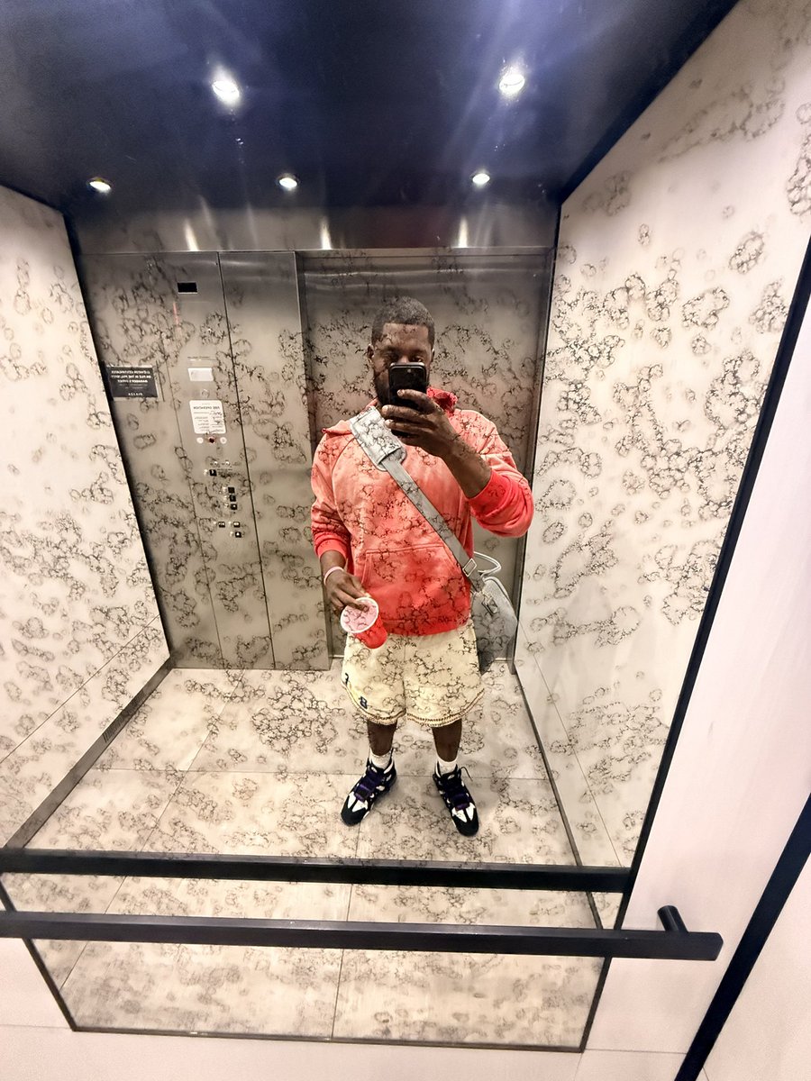 maybeitsmystyle's tweet photo. https://t.co/bXPVSCeUH9