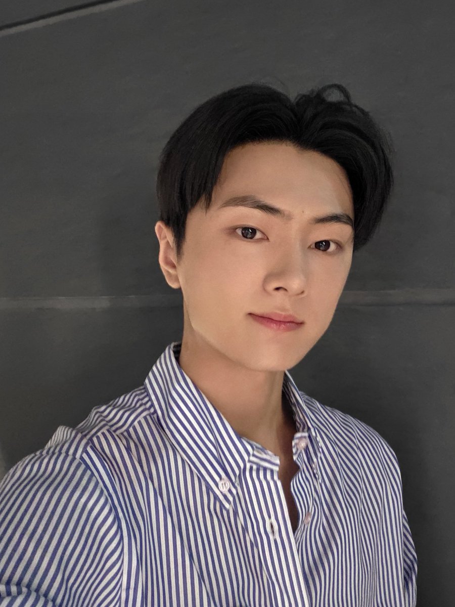 enhystwt's tweet photo. ㅤ  ᅠㅤ  ᅠ
ㅤ  ᅠ
ㅤㅤ          ᅠ  . 𖥔  ݁ 🦇  eyǝs o𝖕e𝕟ed  𝕚n 
ㅤ   ㅤ              𝖉a𝕣𝑘nǝss  ཿ  ✺  ou𝕣  𝖋𝕚𝑙es 
ㅤ ㅤ                𝒍o͞o𝚔 𓇺 ℌun𝖙ers up𝔡a𝖙e
ㅤ  ᅠ
ㅤ  ᅠ https://t.co/6hk4kHLDyx