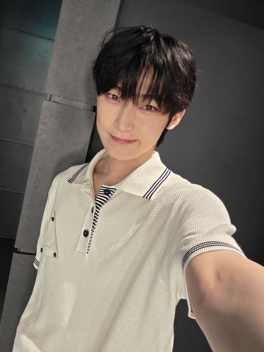 enhystwt's tweet photo. ㅤ  ᅠㅤ  ᅠ
ㅤ  ᅠ
ㅤㅤ          ᅠ  . 𖥔  ݁ 🦇  eyǝs o𝖕e𝕟ed  𝕚n 
ㅤ   ㅤ              𝖉a𝕣𝑘nǝss  ཿ  ✺  ou𝕣  𝖋𝕚𝑙es 
ㅤ ㅤ                𝒍o͞o𝚔 𓇺 ℌun𝖙ers up𝔡a𝖙e
ㅤ  ᅠ
ㅤ  ᅠ https://t.co/6hk4kHLDyx