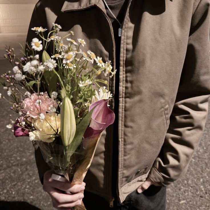 priastriilvs's tweet photo. ᯓ como  perder a un hombre en 10 dias ˎˊ˗   #franscar AU 

10 días, dos corazones y dos apuestas pero con un solo destino. 
¿Cual será? Solo ellos dos van a poder descubrir eso que los va a llevar a la ruina o al paraíso. https://t.co/gEGE8uqFJW