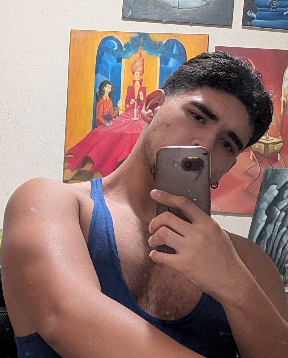Golden_himbo13's tweet photo. Me encanta este spot 🔥 https://t.co/B07hwSfADX