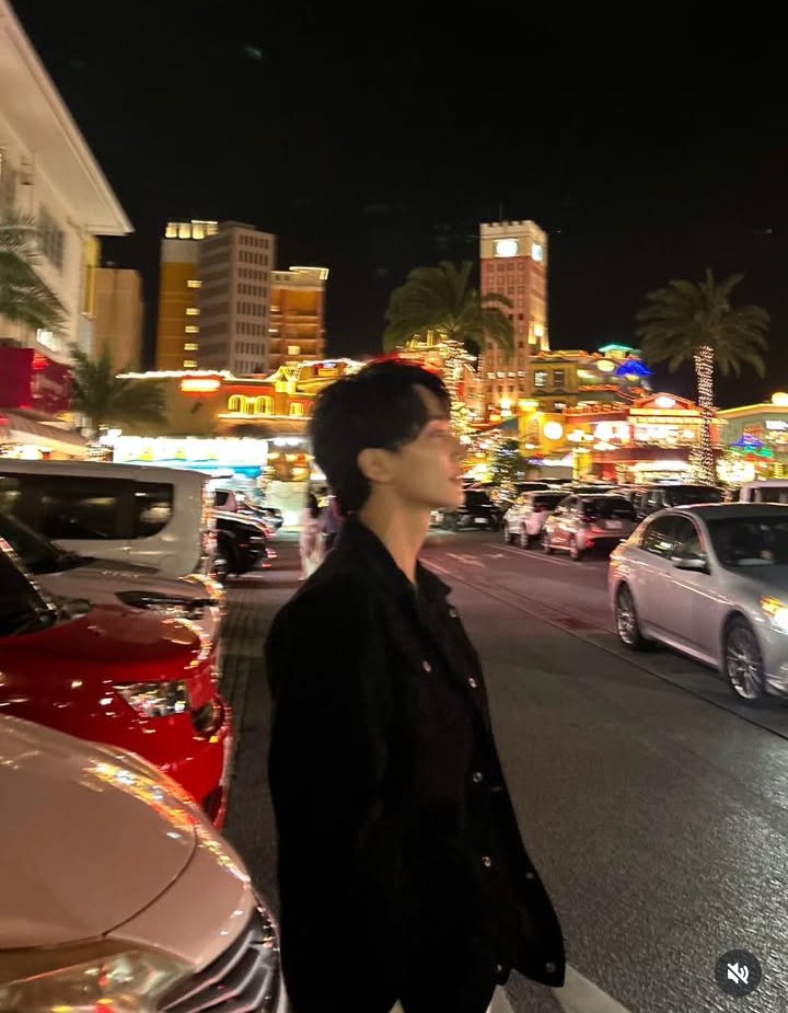 itsanothernath's tweet photo. HAPPY BIRTHDAY PADUKA #YoonJeonghan ❤️ https://t.co/b7QRmHcFPj