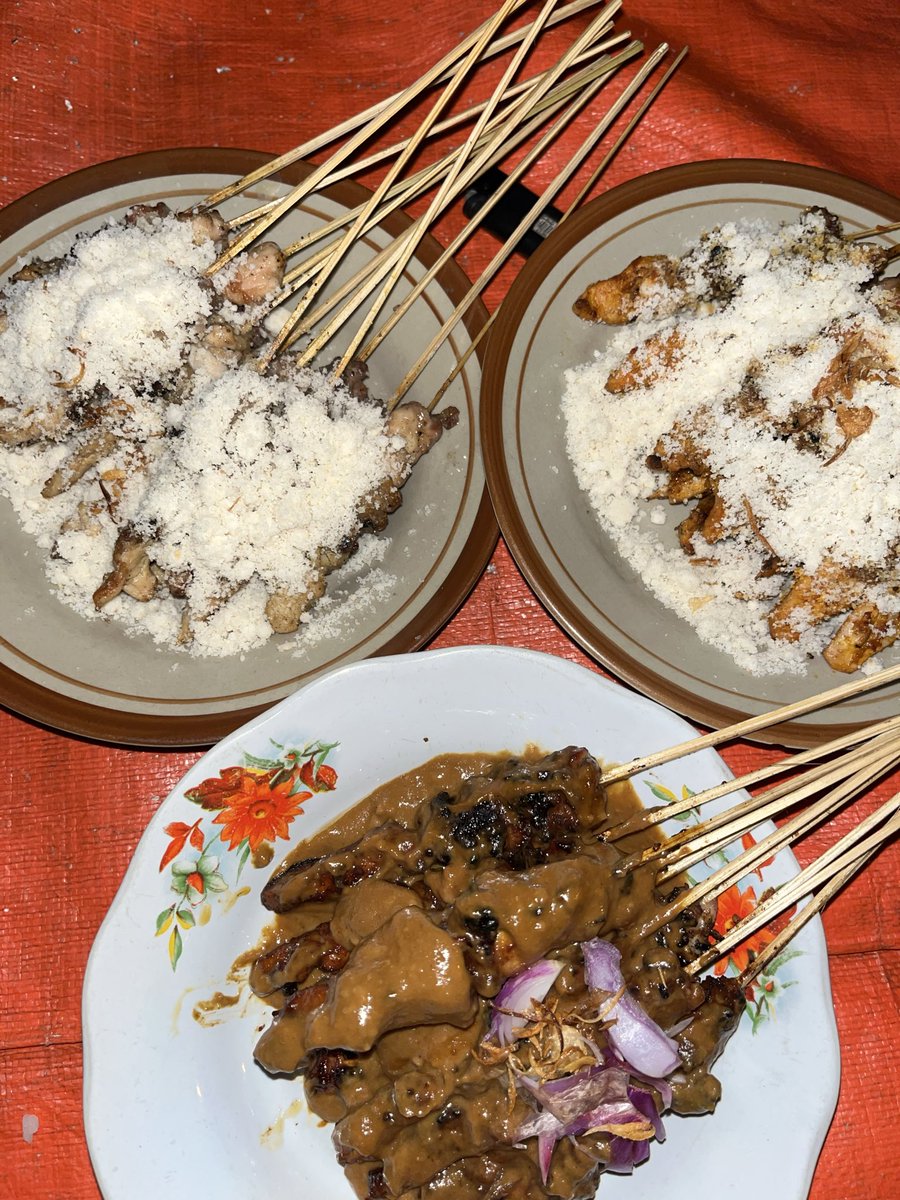 666jdns's tweet photo. makan malem, yang kemaleman https://t.co/GKbIVChzCs