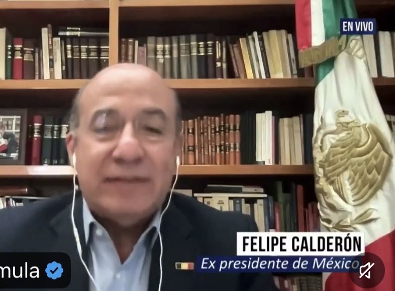 pedroferriz3's tweet photo. Gracias por ser el mejor presidente de México @FelipeCalderon https://t.co/DLVgKGaeHH