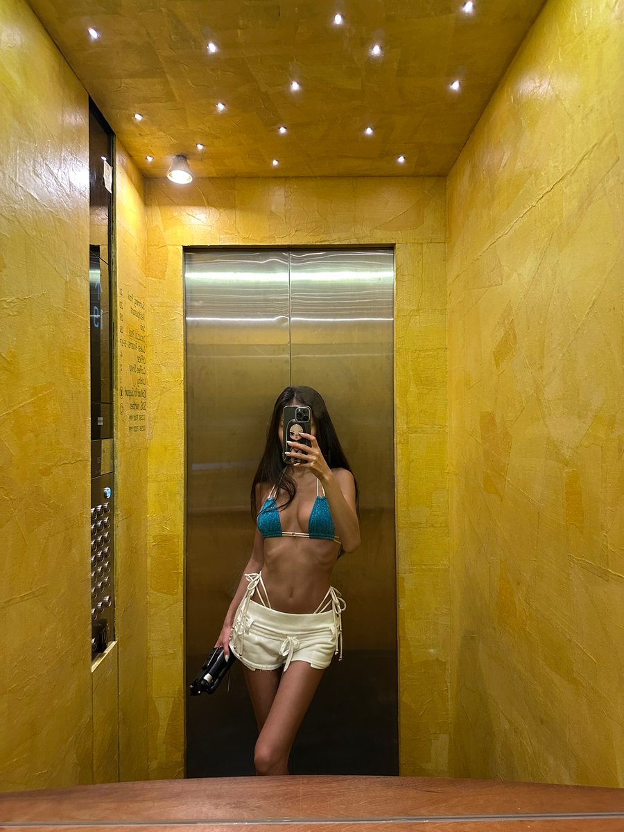 rinabbz's tweet photo. gf material? https://t.co/GIBdtThxk4