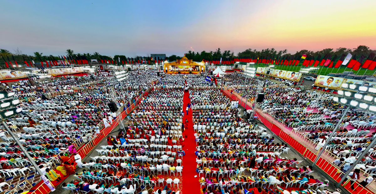 iparanthamen's tweet photo. அரசியல் பொதுவாழ்வில் எனக்கு முகமும் முகவரியுமாக இருக்கக்கூடிய கழக தலைவர் அவர்கள், இன்று என்னை ஆதரித்து பரப்புரை மேற்கொண்டதற்கு எனது நெஞ்சார்ந்த நன்றியை தெரிவித்துக் கொள்கிறேன்.

@mkstalin @Udhaystalin @arivalayam @dmk_youthwing @DMKITwing @PEN_Offl 

#MKStalin #UdhayanidhiStalin #DMK #DMKitwing #Maduranthakam #இடைத்தேர்தல்