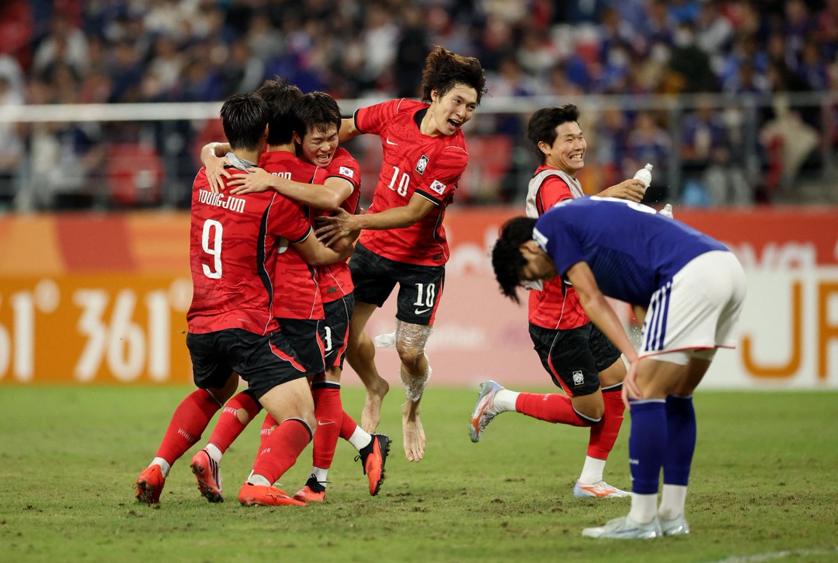 QNAEnglish's tweet photo. #Asian_Games: #South_Korea Beats #Japan to Claim Football Gold Medal
#QNA
https://t.co/oB4g2zNpeZ https://t.co/xF4tf20VWP