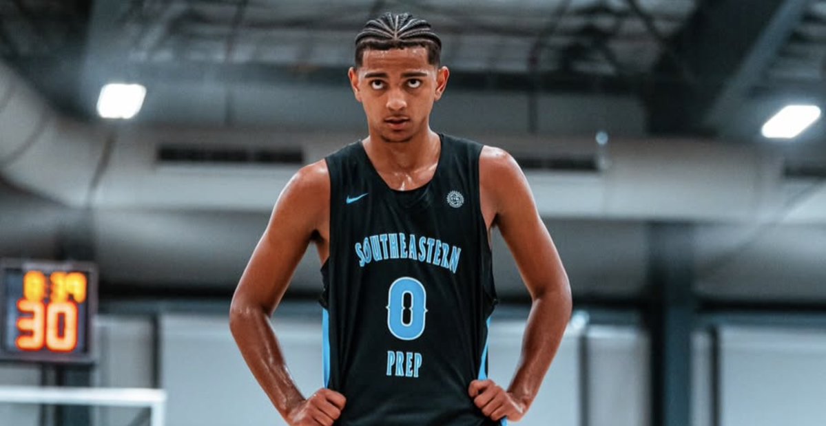 ebosshoops's tweet photo. At the #BorderLeague, their motto is show us, don't tell us. On Friday night, Beckham Black, Darius Wabbington, several 2028 guards and even a few freshmen did exactly that. https://t.co/xybdV2CH0t https://t.co/0s0Yu2Y7XH
