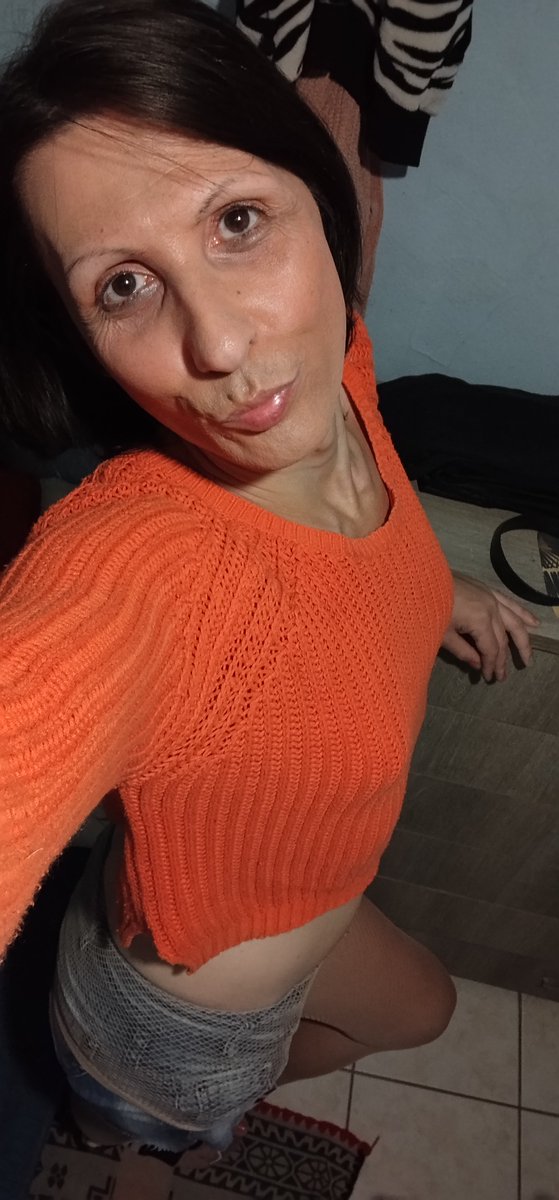 theeblackMYmba's tweet photo. 🏳️⚧️ #sexy #trans #slut #hot #cute #slut
#lips #tinytitts #curvybody #brunette https://t.co/u1LsaBDZiA