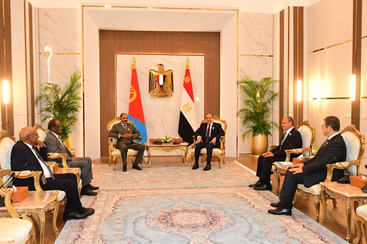 eriswiss's tweet photo. President Isaias Afwerki and Egyptian President Abdel Fattah el-Sisi held talks in New Alamein on strengthening bilateral ties, regional and international developments, and matters of mutual interest.

The two leaders reaffirmed the importance of sovereignty, territorial integrity and non-interference, while expressing readiness to deepen economic and strategic cooperation.

President Afwerki will also participate tomorrow in a summit on collective security, stability and partnership.