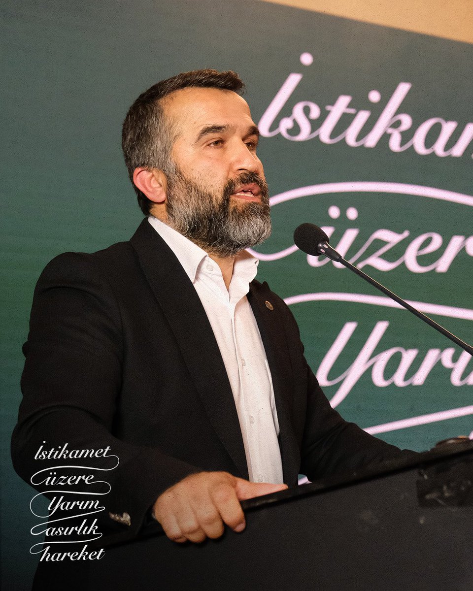 insanmedeniyet's tweet photo. Genel Başkanımız Kemal Özden, açılış programı kapsamında salonda hazır bulunan haziruna seslendi. https://t.co/4q97mesuGZ