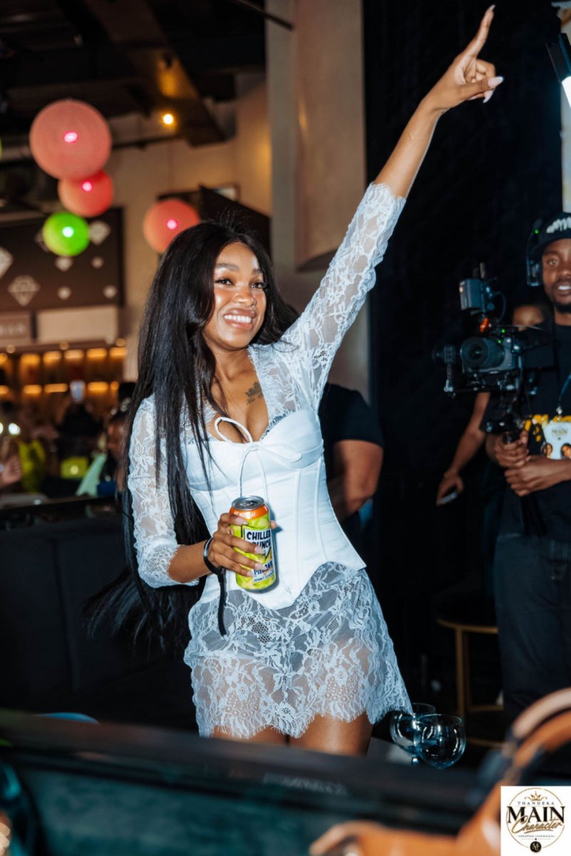 FlontinaLufeyo's tweet photo. Just be you everything I'll work out for you 👋🏼
Still her until until 😛
ThandekaTshabalala 2026
WE CROWN THANDEKA 
MILLIONCHELLA IS HERE 
#ThandekaTshabalala 
#MillionChella https://t.co/DKp5C77M0I