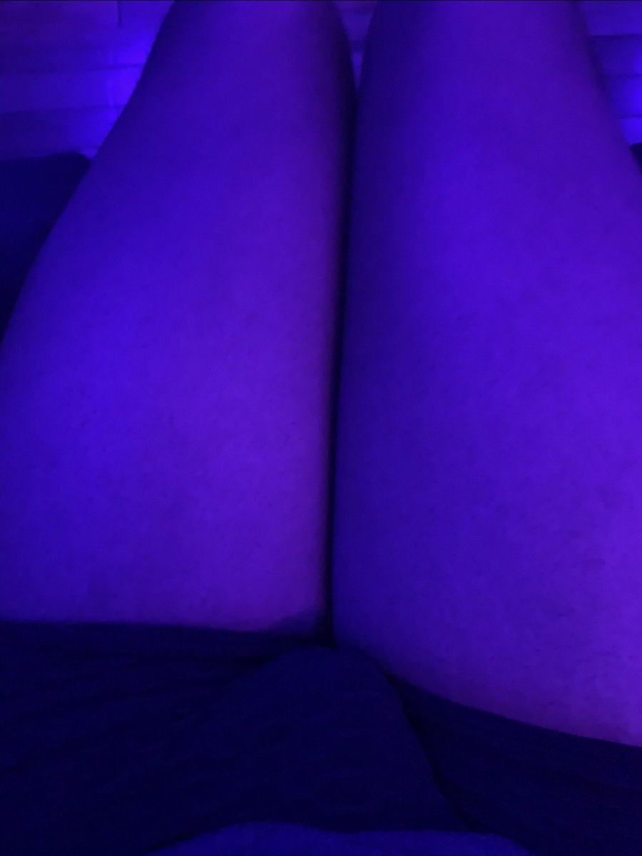 CookieBuns_'s tweet photo. do people still like soft femboy thighs? 🥺 don't mind the bulge... 🤭 #femboy #femboythighs #femboybulge #cutefemboy https://t.co/UoEh1vKp10
