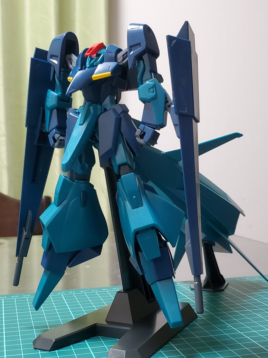 patipatikumuyo's tweet photo. ギャプラン
ムーバブル・シールド・バインダーの接続アームの可動域を広げるだけでめちゃくちゃかっこよくなる！

大満足です😊
#ガンプラ https://t.co/KUSyHbNreh