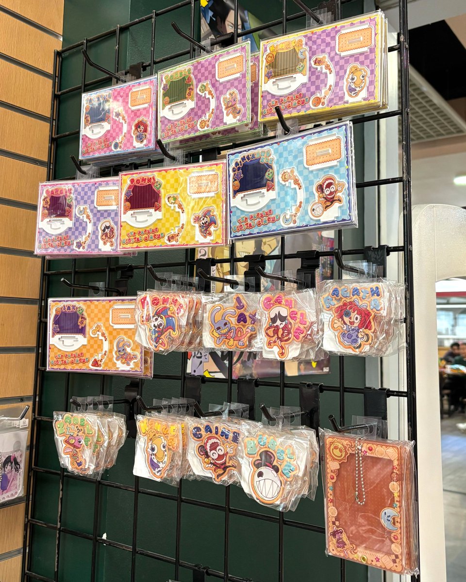 LetAnimesCook's tweet photo. Wow, @KinokuniyaUSA has imported Japan exclusive The Amazing Digital Circus cookie merch! I believe this is the first time TADC Japan merch has been imported. Call your local Kinokuniya to see if they stock it.

@glitch_prod 

#theamazingdigitalcircus #amazingdigitalcircus #tadc https://t.co/IPQuR4s7o7