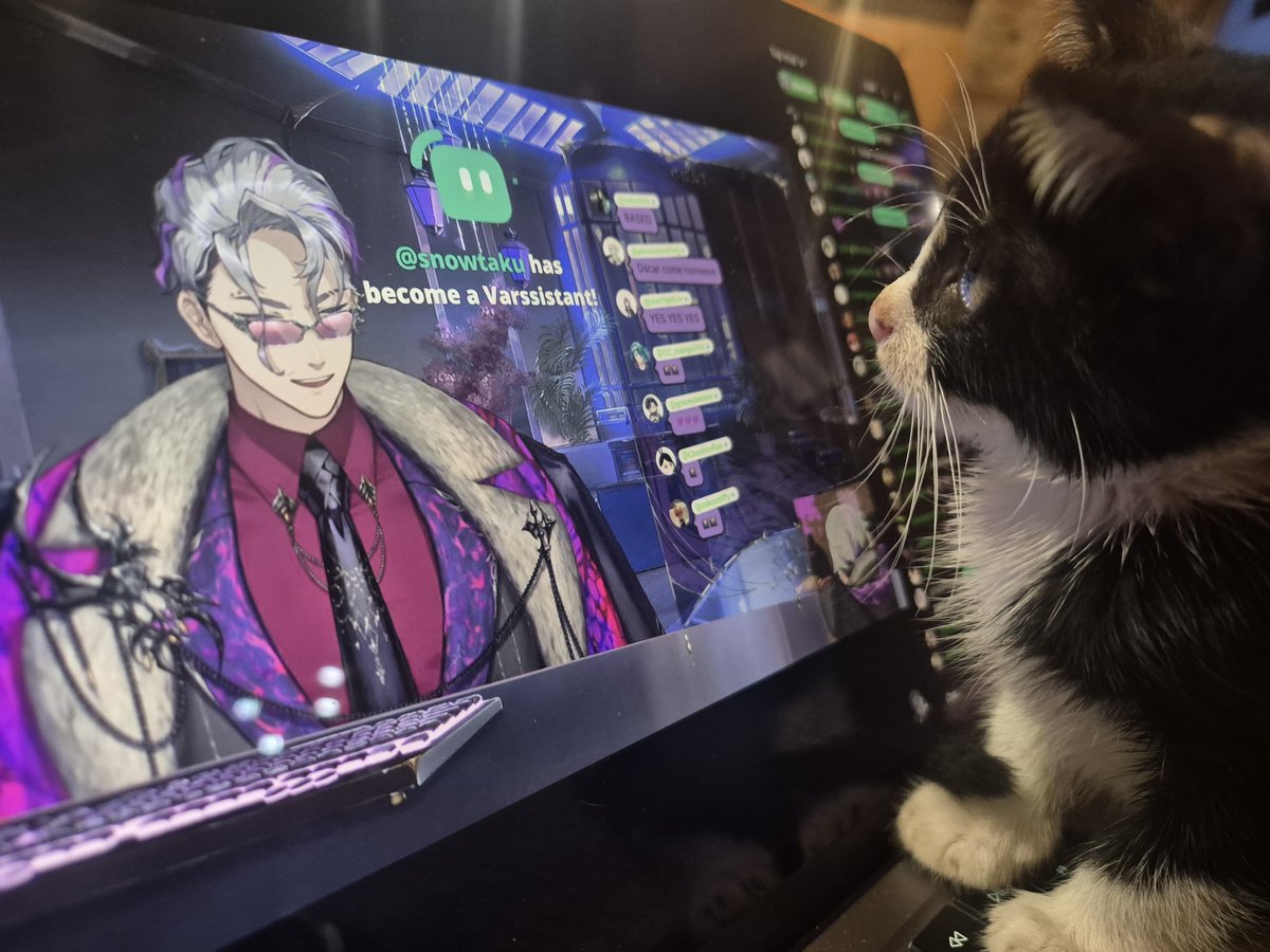 urpsychocat's tweet photo. Date also congratulates our boss💜💜 https://t.co/ZMcu0CbEaQ