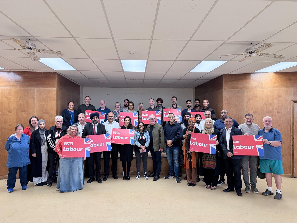 gsjosan's tweet photo. Big turnout at the St James Ward By-Election Campaign Launch in Dudley with Labour friends from across the West Midlands including Sonia Kumar MP, Labour Group Leader Cllr Shaukat Ali, West Midlands Mayor Richard Parker, and Councillors and activists 🌹

We have an excellent Labour Party candidate, Caroline Reid, so do get involved and help defeat Reform.