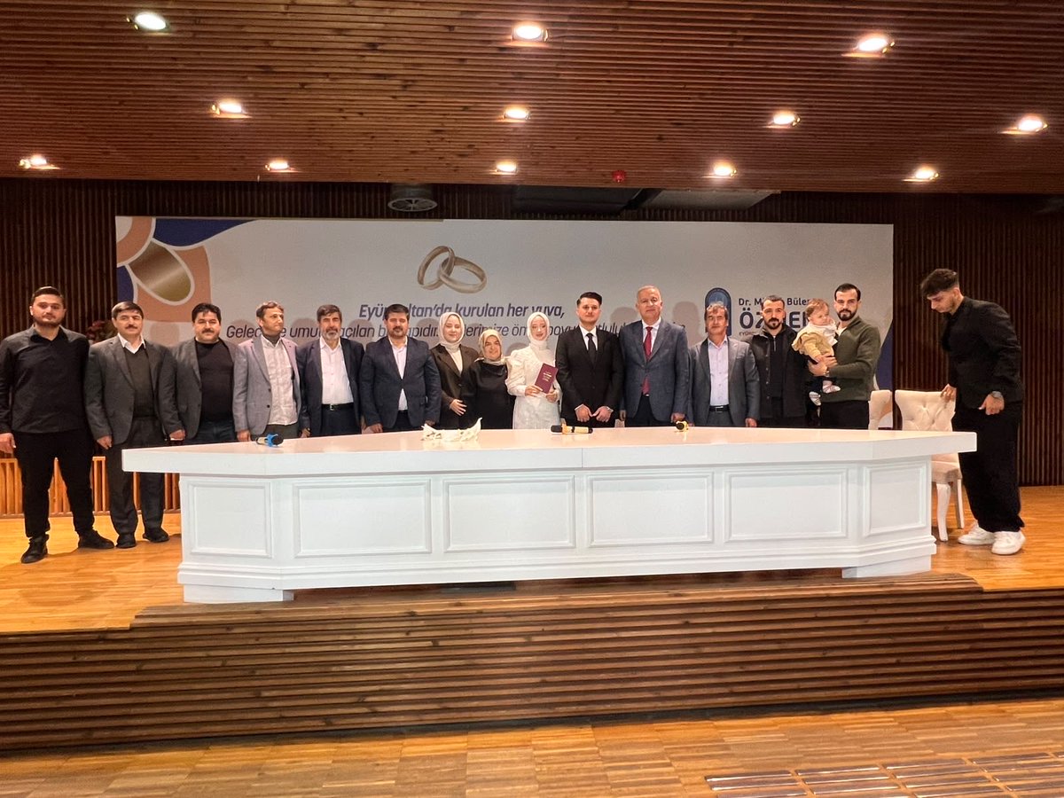 ismailerguness's tweet photo. İlçe Sağlık Politikaları Başkanımız Sn. Mekin Saldıran'ın kıymetli yeğeni Senanur ve Emircan kardeşlerimizin nikahlarına katılarak mutluluklarına şahitlik ettik. 

Saldıran ve Egemen ailelerini tebrik ediyor, genç çiftimize mutluluklar diliyorum. https://t.co/jKTDSWKiJ4