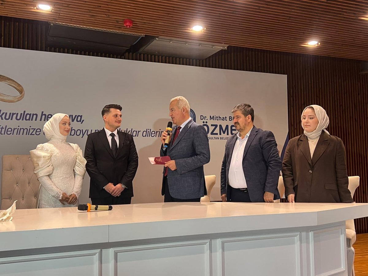 ismailerguness's tweet photo. İlçe Sağlık Politikaları Başkanımız Sn. Mekin Saldıran'ın kıymetli yeğeni Senanur ve Emircan kardeşlerimizin nikahlarına katılarak mutluluklarına şahitlik ettik. 

Saldıran ve Egemen ailelerini tebrik ediyor, genç çiftimize mutluluklar diliyorum. https://t.co/jKTDSWKiJ4