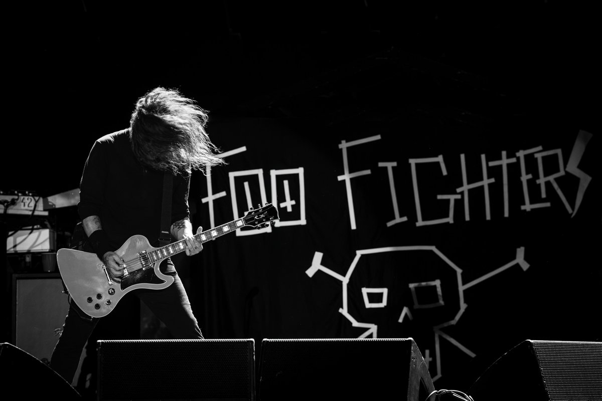 foofighters tweet picture