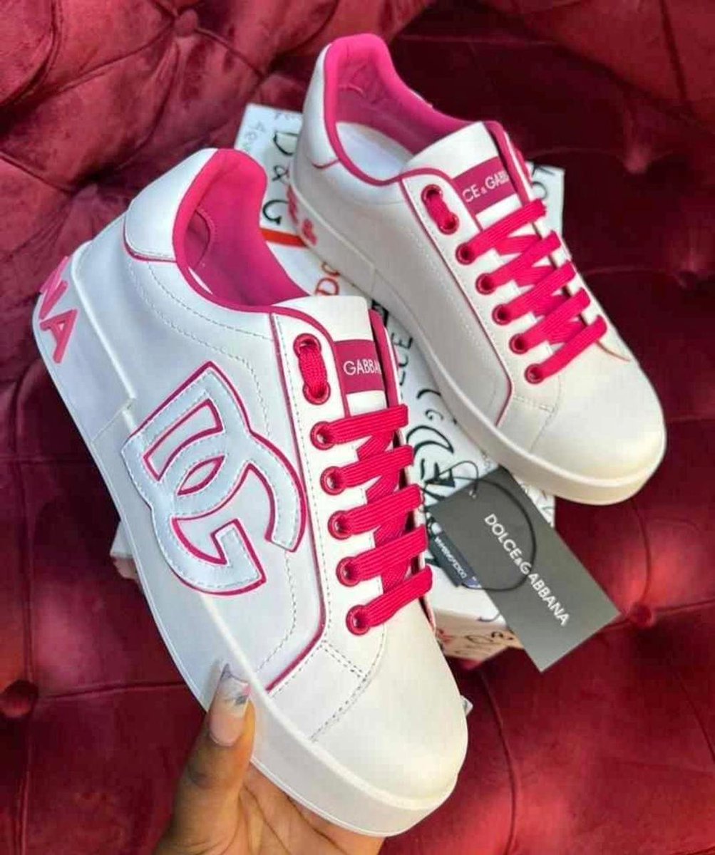 SneakersTshirts's tweet photo. Let me plug you https://t.co/XpqSveSR71 https://t.co/9FuSj3M45d