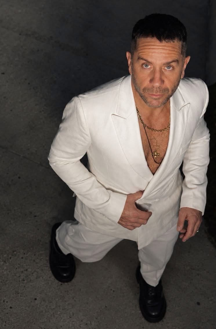 blublu21_'s tweet photo. Ποσο ομορφος ησουν #thevoicegr #osozwmazw https://t.co/VDM1skIazN