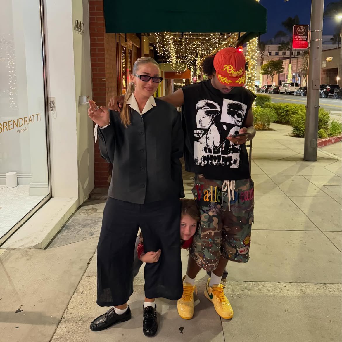 NoteSphere's tweet photo. Karim Adeyemi has the flyest family. https://t.co/Q3gjJL6WYX
