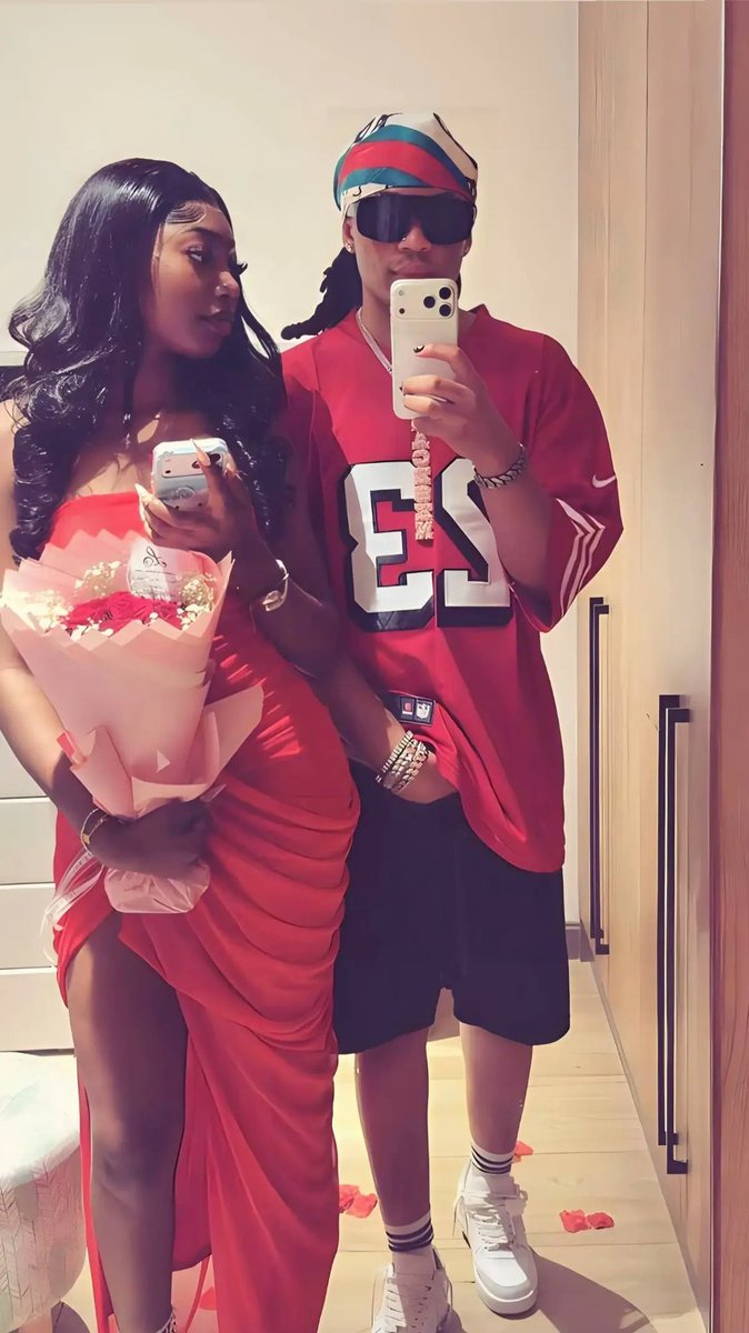 etienomartin's tweet photo. Happy Boyfriend Day to the man who brought joy back into my life when that use!ess boy tried to bring me down. Thank you, ilysm 🥹❤️ https://t.co/V83YGYSM6m