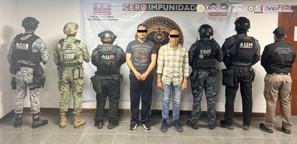 azucenau's tweet photo. 🚨#Actualización | Son 21 las personas detenidas por la Operación Enjambre en Chiapas. 

Entre ellas Jorge Lara, alcalde morenista de Suchiapa, y el expresidente municipal Alexis Nucamendi.

El Gabinete de Seguridad informó que en el operativo participaron fuerzas federales y estatales.

Entre los detenidos también hay mandos y elementos de la Policía Municipal.

Las detenciones están relacionadas con abuso de autoridad, hechos de corrupción y asociación delictuosa.