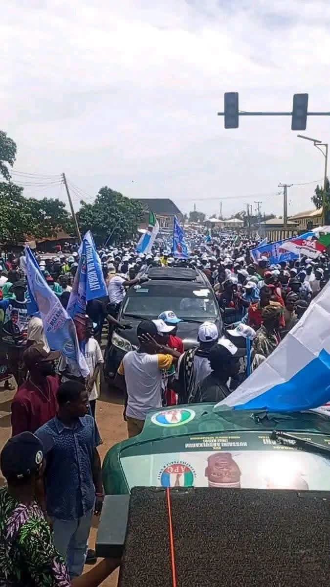 Abdool85's tweet photo. This is just a mini rally today in Kaduna, from Kaduna South. If you think any yenyen party has a base in Kaduna, you are deceiving yourself https://t.co/UiKED5KZwh