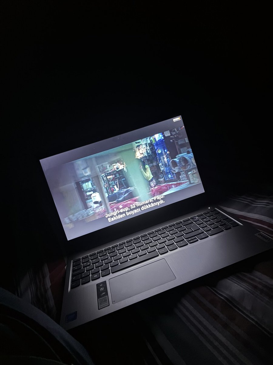 userr06000's tweet photo. Yine manyak bi kore dizisi keşfettim, Koreliler yapıyor bu sporu 👍 https://t.co/TqbnejH7Jl