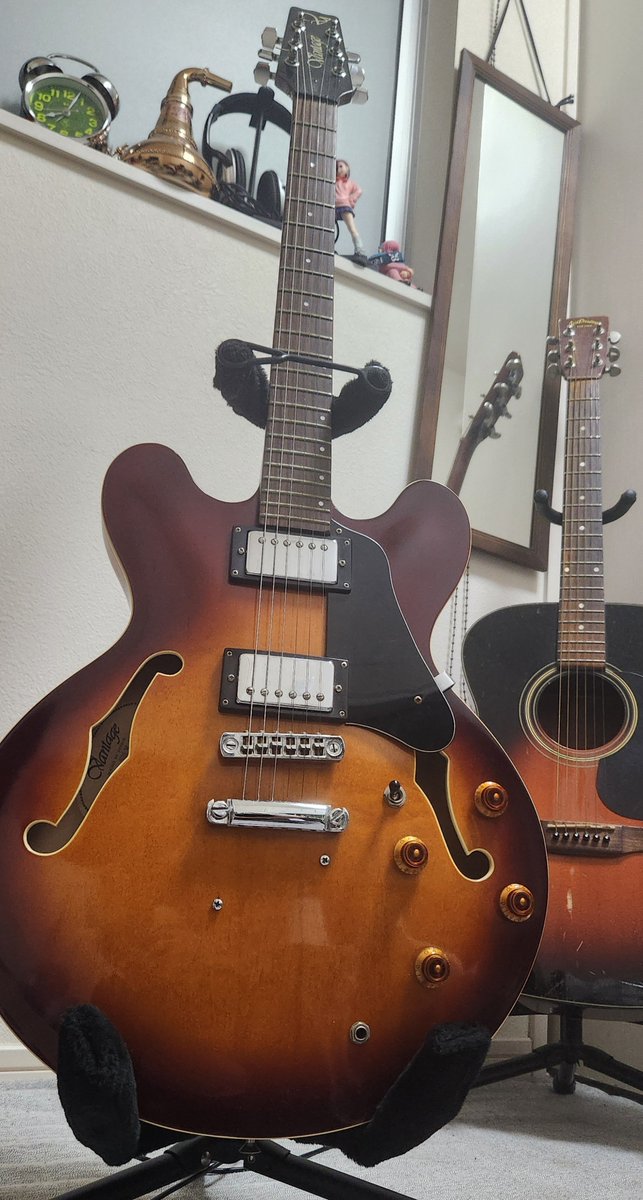 RYUI79890501's tweet photo. NEW Guitar^^
愛情込めて練習します💕︎ https://t.co/oeMjxKxZlz