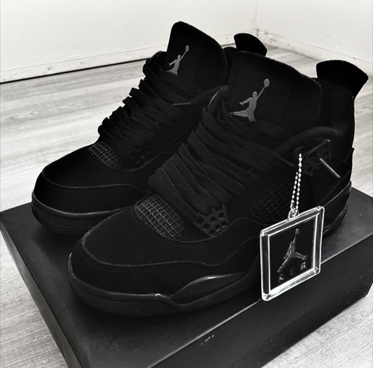 234slippers's tweet photo. Jordans
41 to 47 N30,000 https://t.co/teDtHxug8U