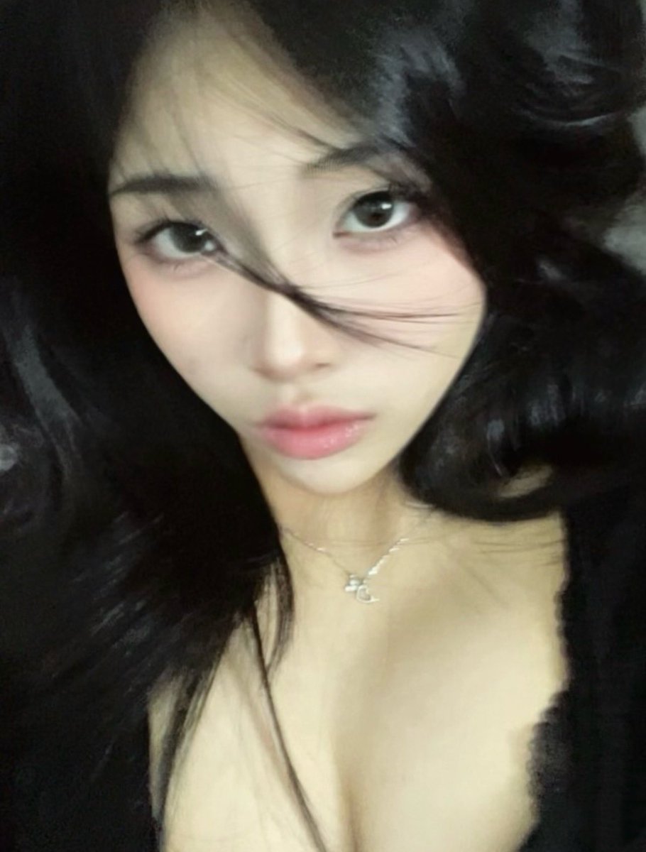 zuun_ne's tweet photo. Chán qa ai ib hg https://t.co/3yg95E8wUi
