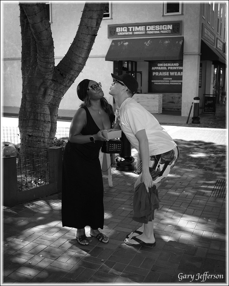 GaryWJeffPhotog's tweet photo. Redlands People….
Redlands, CA, USA… https://t.co/LIXJOFoes0