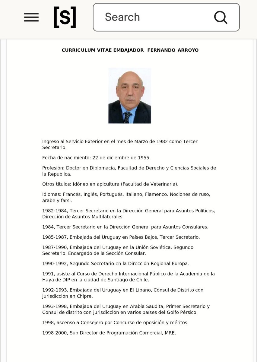 Costaball's tweet photo. Uruguay pasará de Fernando Arroyo, diplomático de carrera qye es Doctor en diplomacia y habla 6 ifiomas incluso el arabe y farsi, que ingresó al Servicio Exterior en 1982 por concurso de oposición y méritos, es doctor en Diplomacia y desarrolló más de cuatro décadas en Cancillería. Antes de llegar a Palestina había trabajado, entre otros destinos, en Países Bajos, la Unión Soviética, Líbano, Arabia Saudita, Bélgica, Brasil, Irán, El Salvador y Egipto. Fue embajador en Irán (2008–2010), El Salvador (2016–2019) y Egipto (2019–2021), además de ocupar cargos de dirección en Cancillería. Habla varios idiomas y posee experiencia específica en Medio Oriente y el Golfo, lo cambiamos por un politico co.unista, de 80 años, que ni habla Ingles, no conoce el medio oriente, y tiene un sesgo pro palestino.