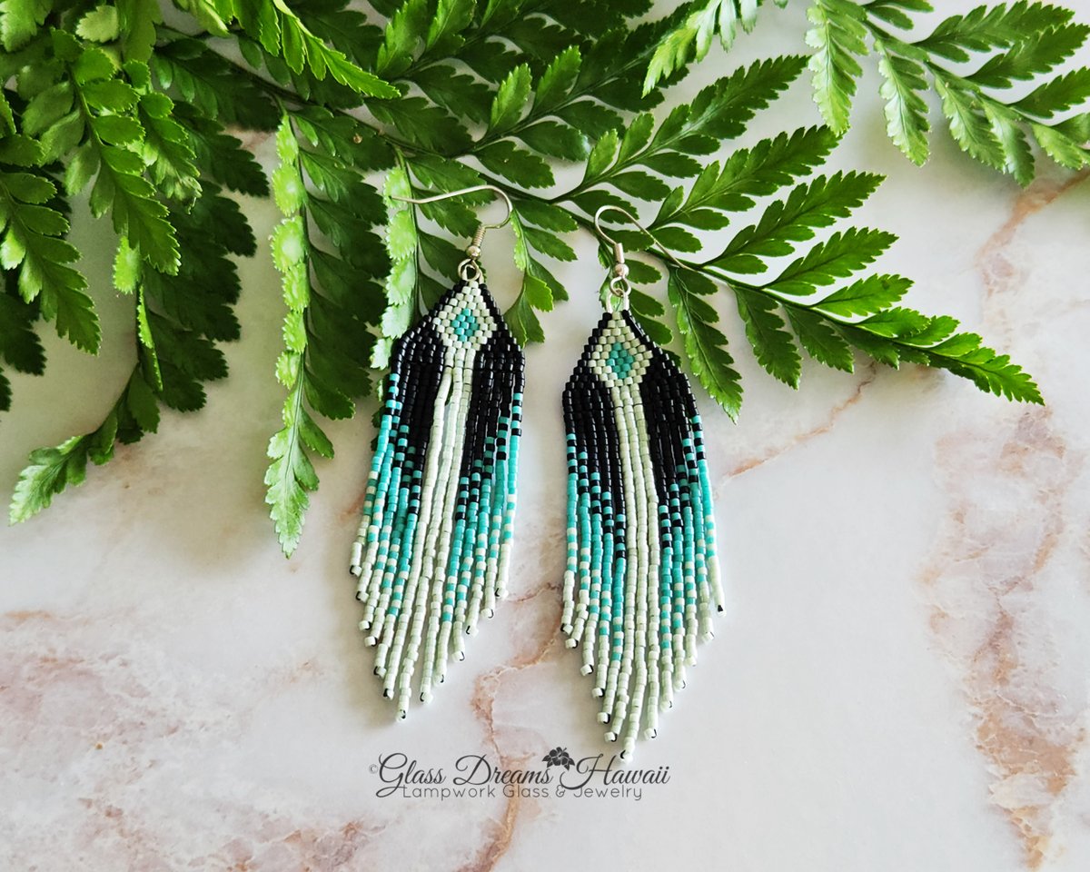 GlassHawaii's tweet photo. https://t.co/03ZFBFFBPh Boho Beaded Fringe Earrings #handbeaded #statementearrings #featherlight #giftideas https://t.co/xywwe4DTQU
