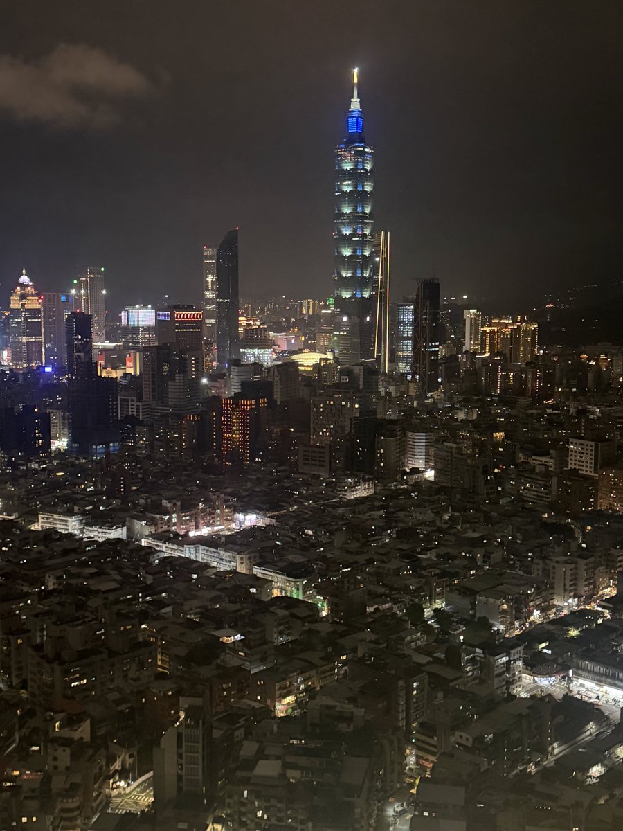 amrabbasmd's tweet photo. Great people, great meeting, and great food in Taiwan. Honor to collaborate and discuss the international common dilemmas in structural heart @CorewellHealth @BeaumontCards @BeaumontIC https://t.co/1NMFbPsBhx