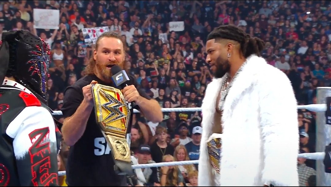 ChandranTheMan's tweet photo. Sami Zayn's promo on SmackDown was GENIUS.

Trick calls him "Gingerbread" and Sami turns it completely around...

He survived the Gingerbread Man. He got pinned in a MOUSETRAP at WrestleMania. He's been thrown in dumpsters, made a mockery of, overlooked for YEARS......and he survived ALL of it.

But my favorite part was Sami asking these guys who are hot RIGHT NOW....what happens when the years pile up? When the crowd doesn't react as loud anymore? When you're not the shiny new thing?

Can you survive THAT?

That's what makes this version of Sami so good. He's arrogant and bitter, but there's TRUTH behind what he's saying.

He's taken his entire WWE history and turned it into his superiority complex.

To Sami, being hot is temporary. Staying relevant through EVERYTHING is what separates him from them.

I LOVE this character.