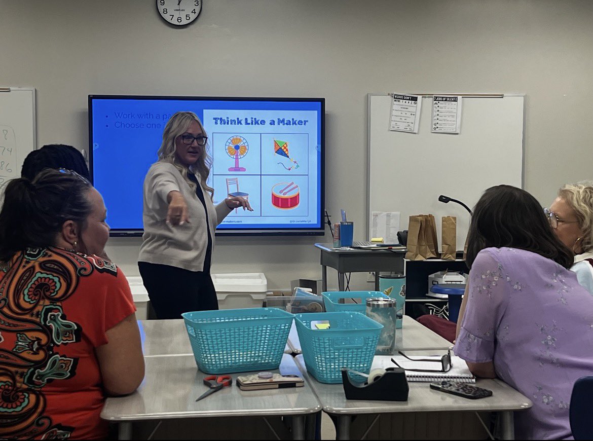 DrJacieMaslyk's tweet photo. Thinking like a #maker starts with curiosity and is developed with creativity, collaboration and problem solving. Last week I worked with teachers around #STEAM and learning in the #makerspace. Check out https://t.co/DVxbeDC4LP for classroom resources. https://t.co/cerBMmMK6d