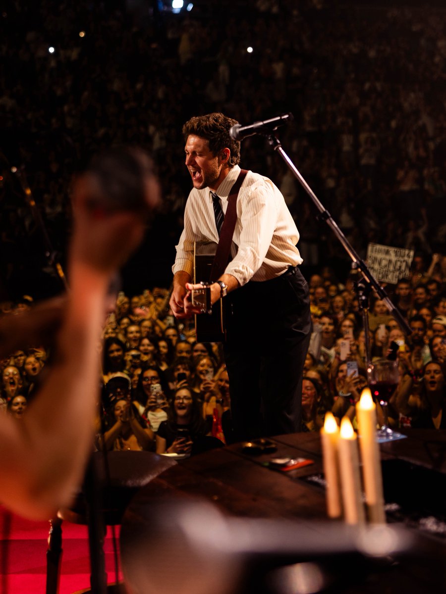 NiallOfficial's tweet photo. Night Six London https://t.co/YQzCkNNXTh