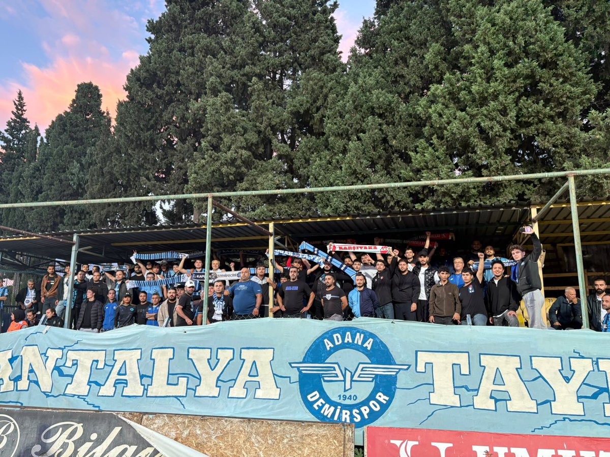 kuzeykalealt's tweet photo. ÖLÜMÜNE ŞİMŞEKLER!

#ŞimşeklerGrubu
#YaşasınDemirspor https://t.co/7JAdzGSWMW