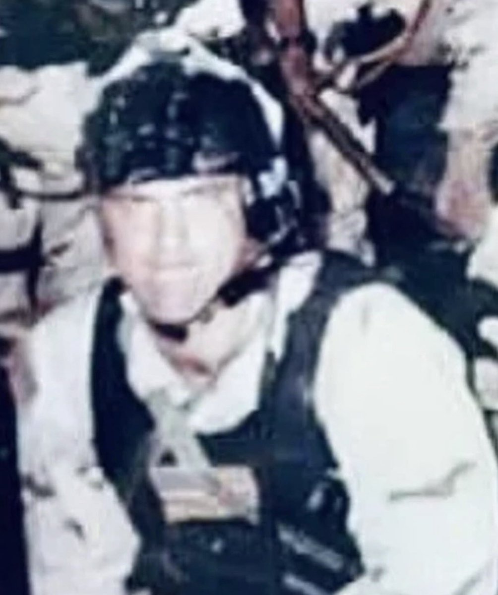 op_hawkeye's tweet photo. 10.3.1993 ~ SSG Daniel Busch πΊπΈ
#OpHawkeyeRemembers #DanielBusch #75thRangerRegiment <3> #1SFODD #SilverStar #BronzeStar #PurpleHeart #BattleofMogadishu #OperationGothicSerpent #RLTW
#supportourSOFcommunity #Operation_Hawkeye
π https://t.co/kpLtgCG7Kn
π https://t.co/A29NzI0Viq
π https://t.co/3qOEoYeL9K
π° https://t.co/aAXMxOtcTF
π° https://t.co/FLHUq1hUPd
π₯ https://t.co/IZKP6NxARM
π₯ https://t.co/qLTnoXvV5B
π° https://t.co/7wswBJ3qlt
πhttps://t.co/twAlPmLDU1