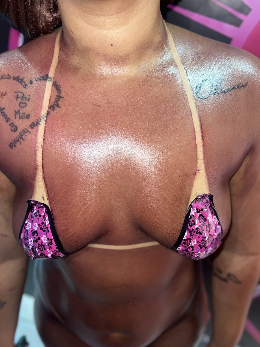 AlvesBronzee_'s tweet photo. 🤭🤌🏾😍🥵 https://t.co/ZjXKn1TpQd