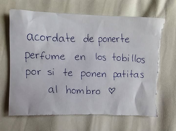 FlynnLoco's tweet photo. Cartelito de un sábado cualquiera https://t.co/YMStiGTRJ7