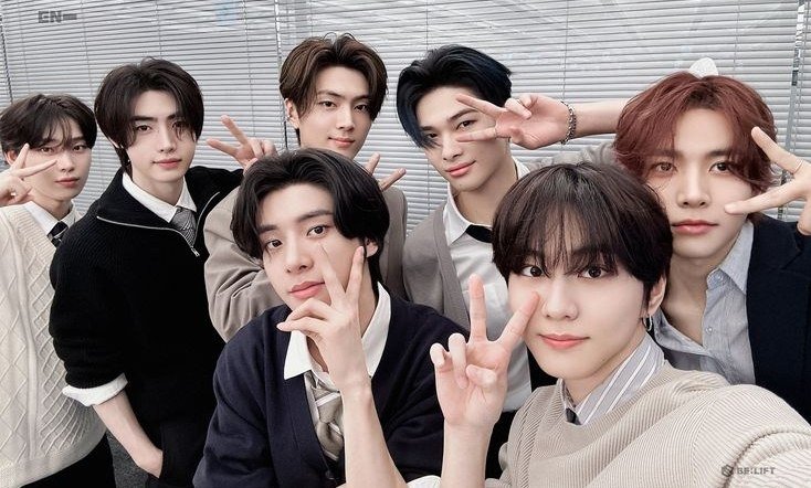 MCagaraeva35971's tweet photo. #TAKE_US_HOME_TO_SEVEN
#SEVEN_HEARTS_ONE_SWEET_DESTINY

❤️❤️❤️❤️❤️❤️❤️ https://t.co/qIMraWYntX