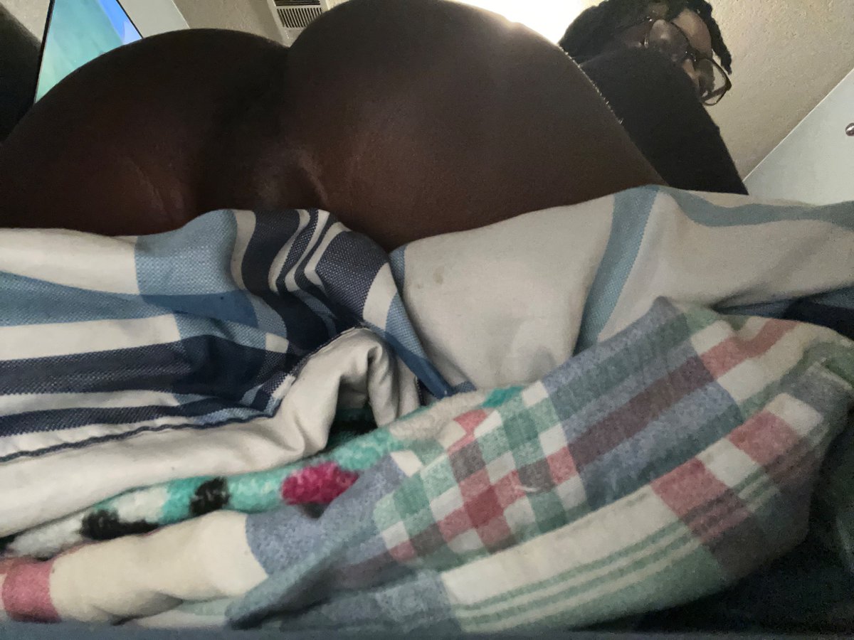 brayde6s's tweet photo. Would you fuck me? https://t.co/gNx9STduVC